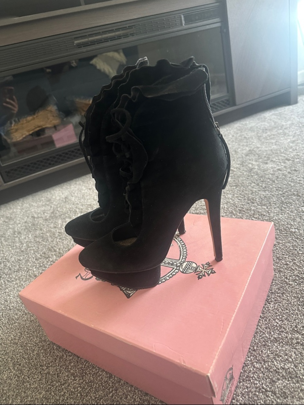 Vero Cuoio Black Suede Ruffle Stiletto Ankle Boots